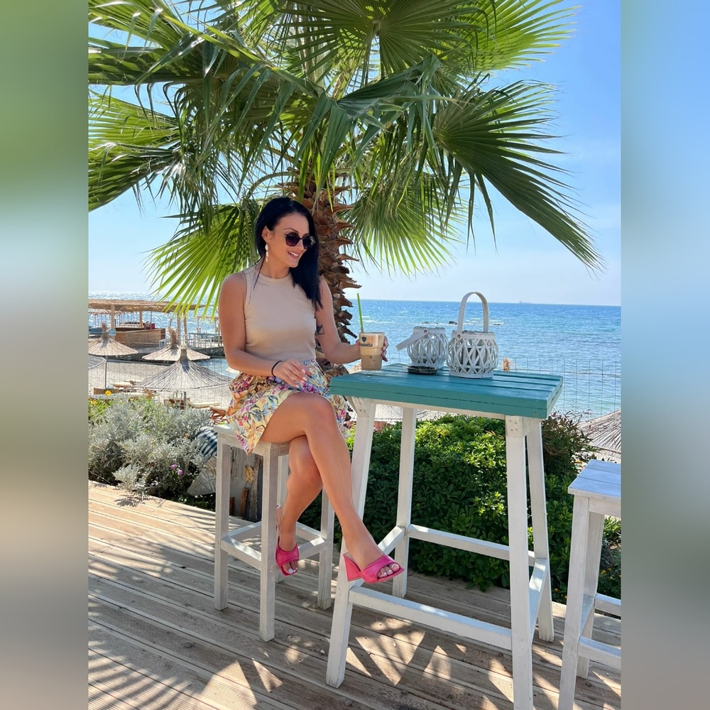 Meet your Posher, Luciana